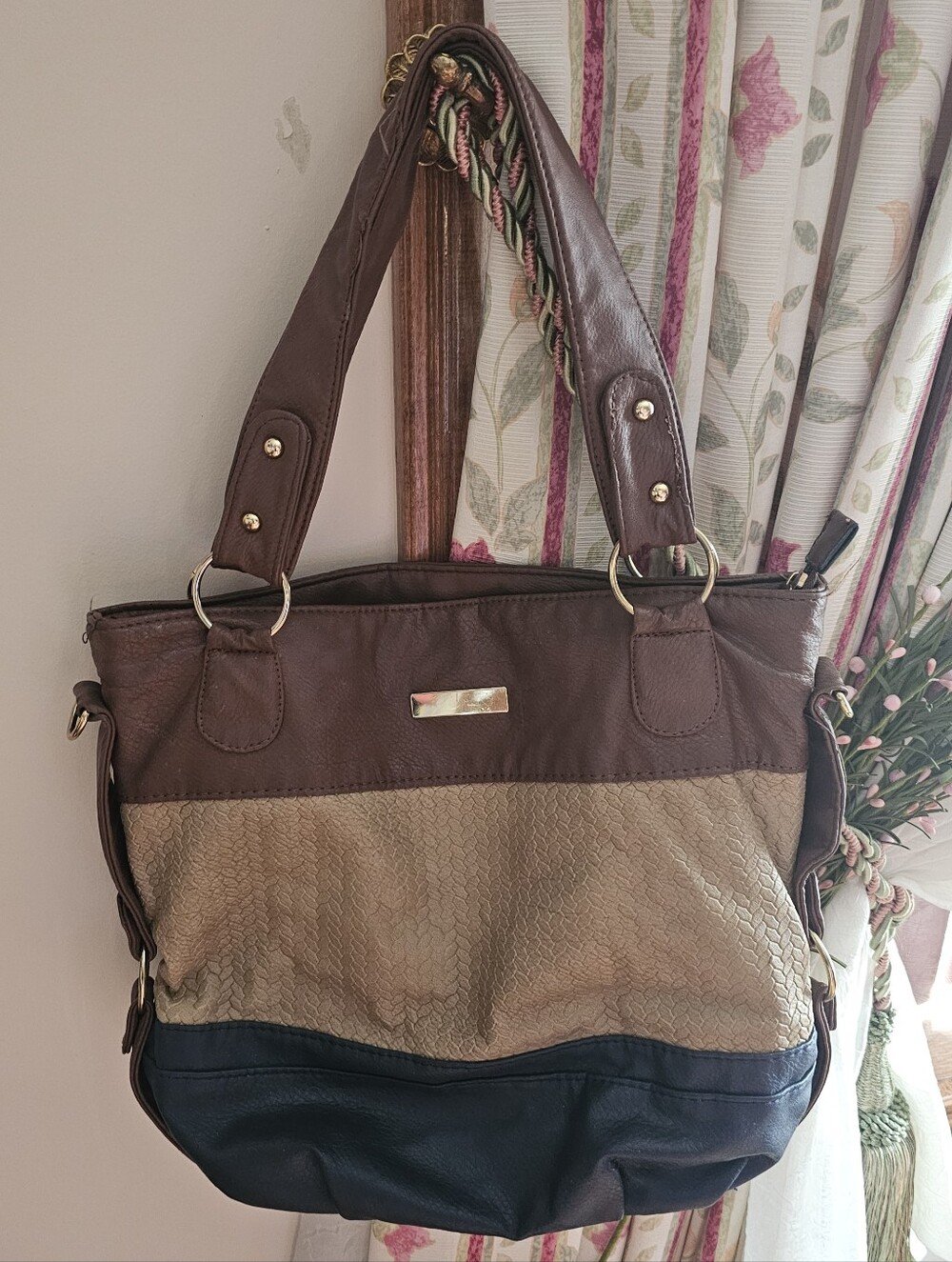 Ardene Vintage Y2K Brown, Tan, and Navy Blue Slouchy Shoulder Bag